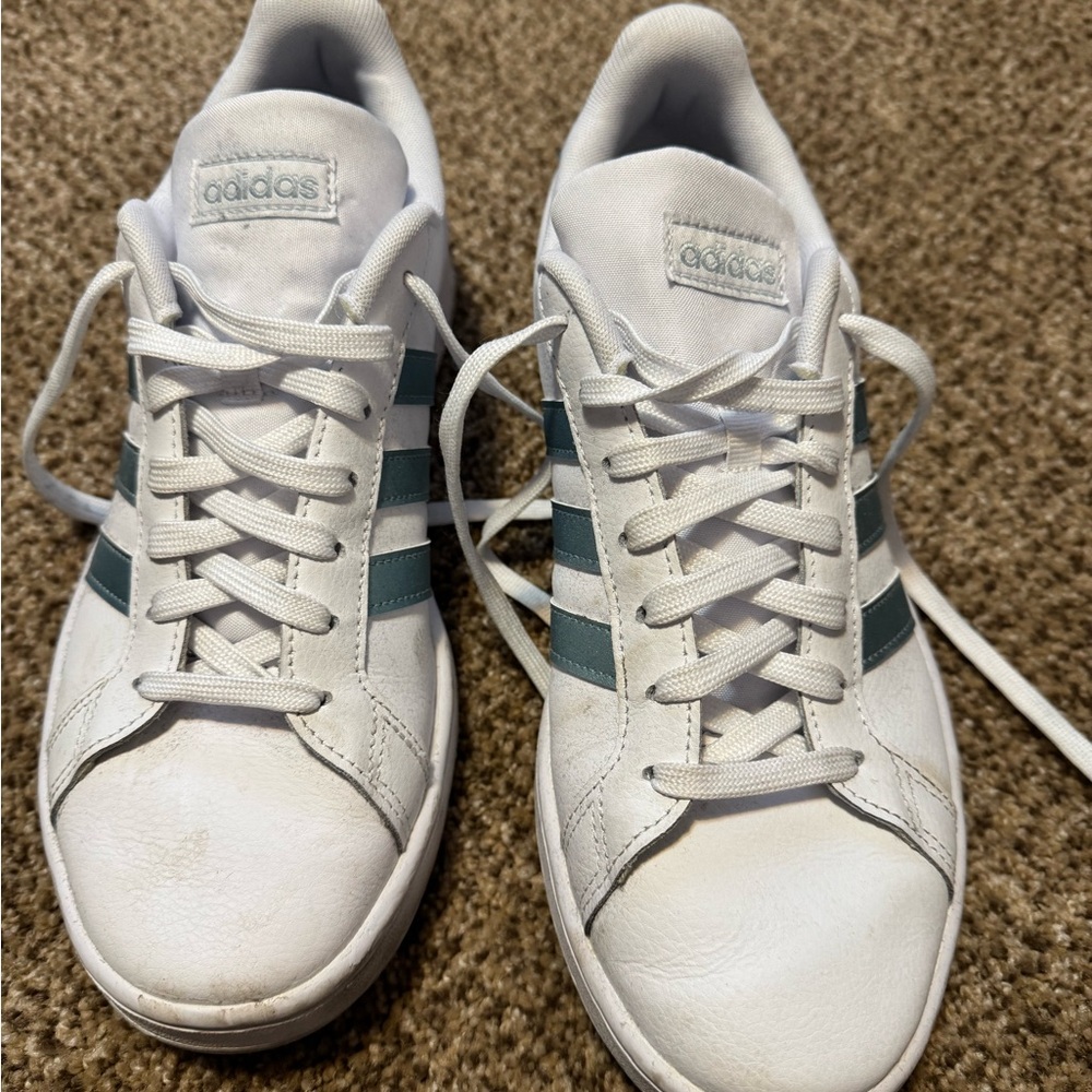 Adidas White Sneakers with metallic green Stripes